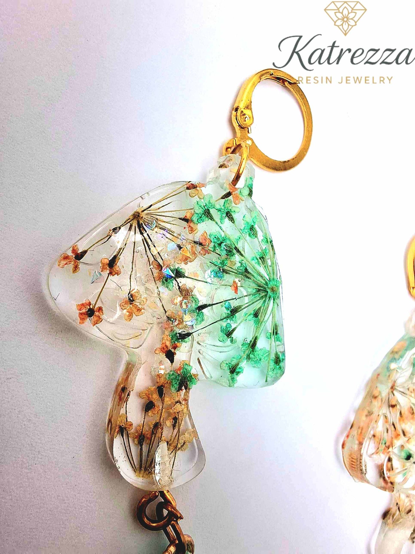 Handmade Resin Mushroom Earrings with Real Flowers & Tassel – Katrezza