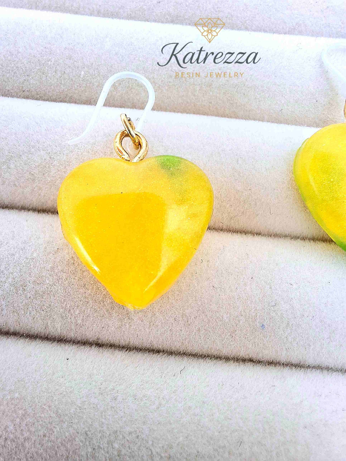 "Handmade 3cm yellow resin heart earrings with silicone hooks, lightweight and safe for girls – Katrezza Resin Jewelry"