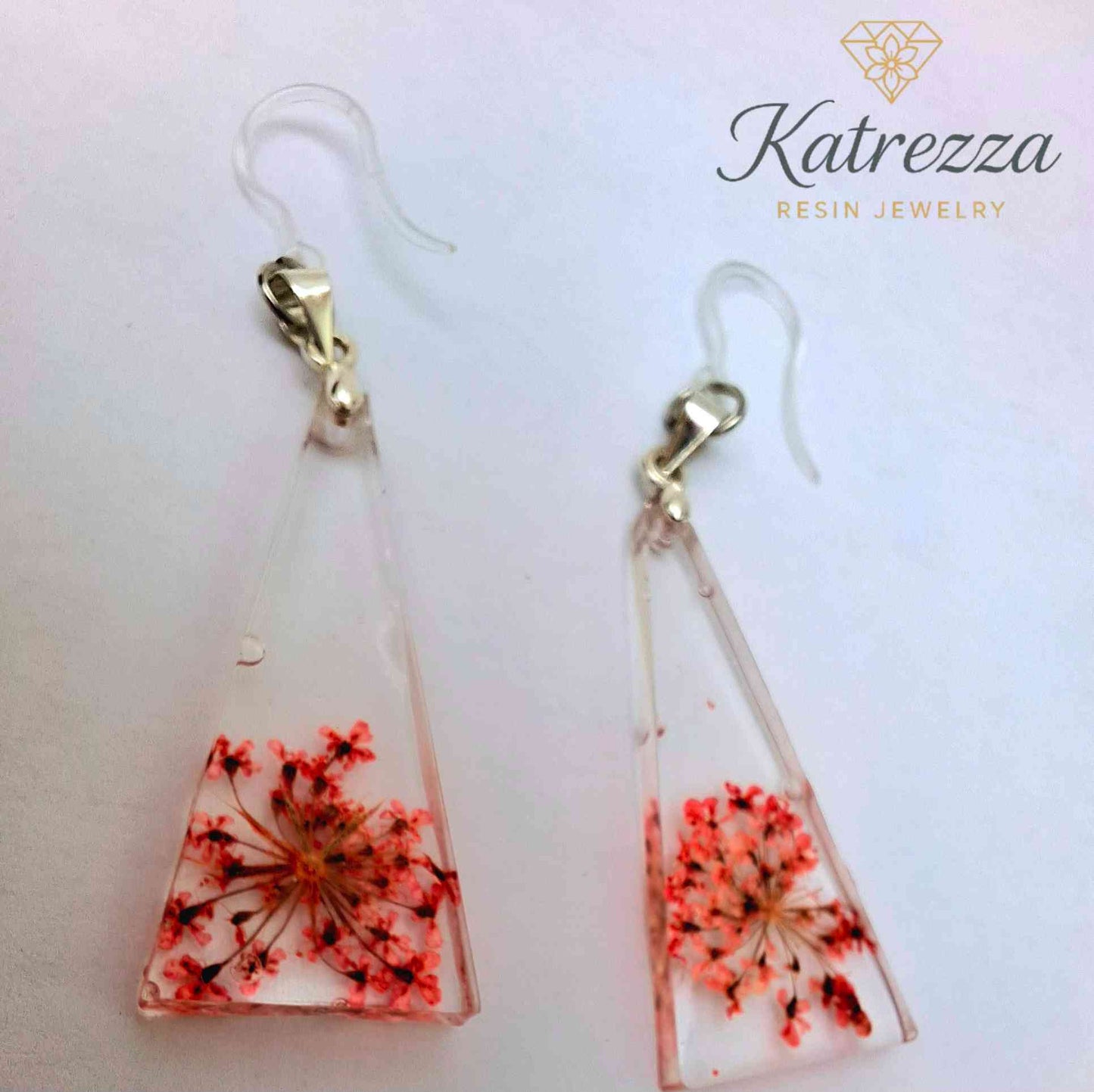 Handmade Triangle Resin Earrings with Real Flowers – Hypoallergenic Hooks