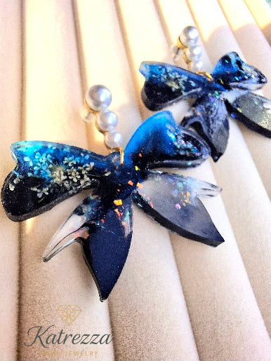 Midnight Blue Resin Earrings – Handmade by Katrezza