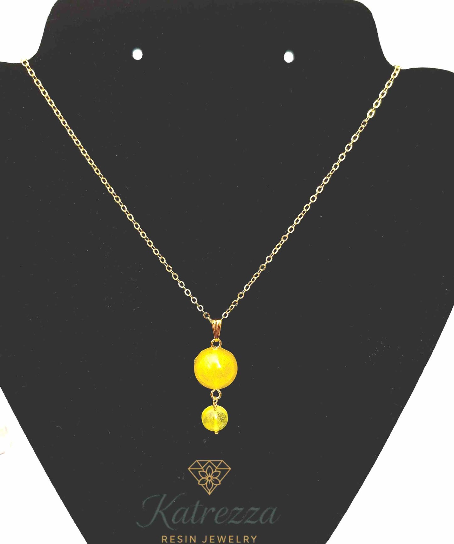 Golden Sun Resin Necklace – 62 cm