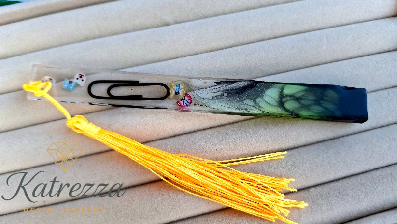 Resin Bookmark with Paperclip & Charms – Katrezza Resin Jewelry