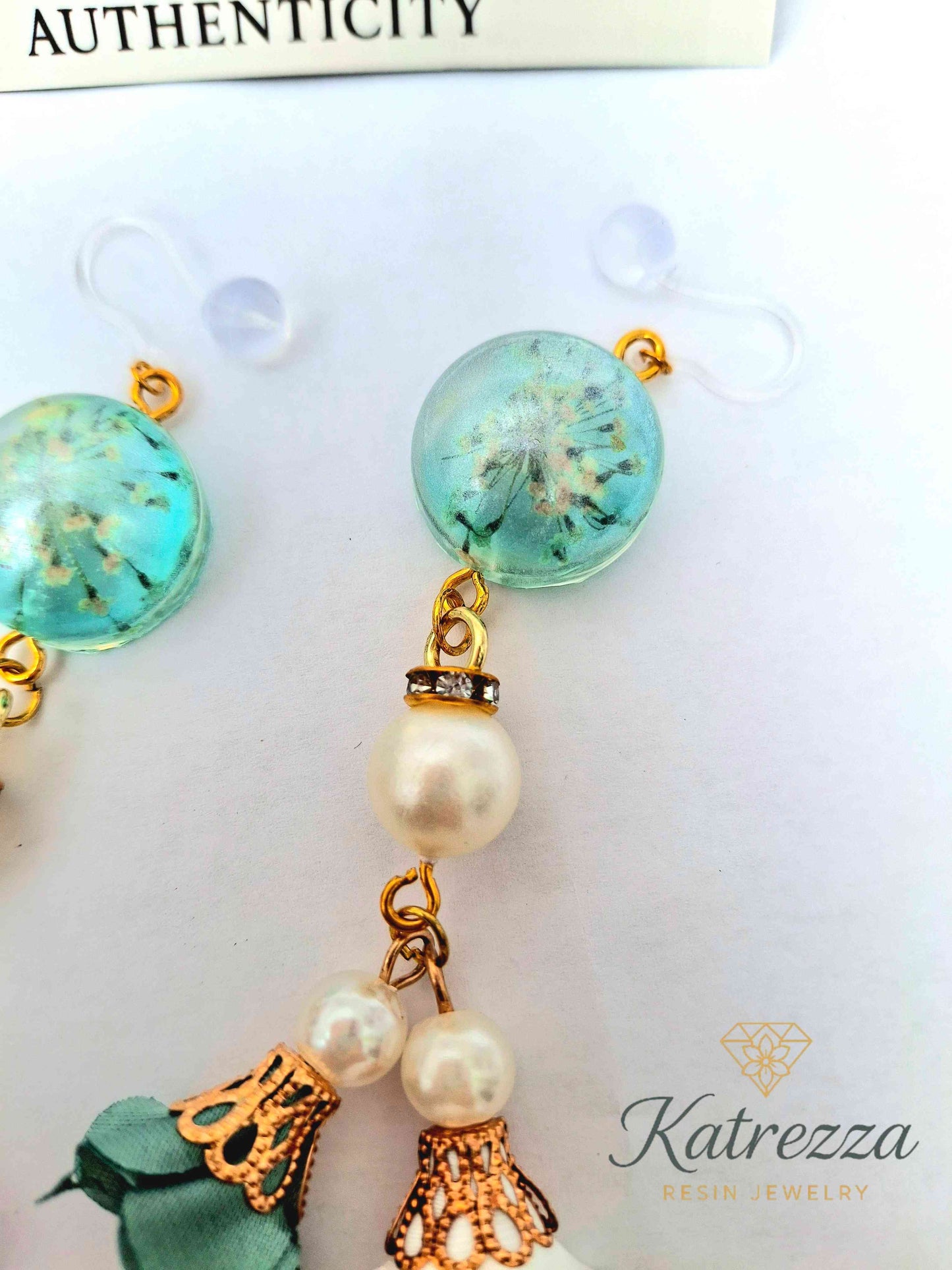 Handcrafted Resin Floral Drop Earrings – 10 cm