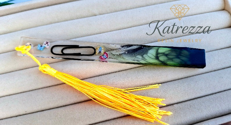 Resin Bookmark with Paperclip & Charms – Katrezza Resin Jewelry
