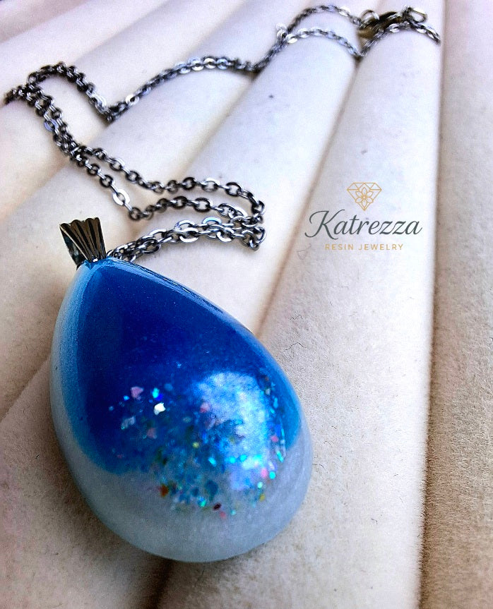 Ocean drop resin necklace by Katrezza