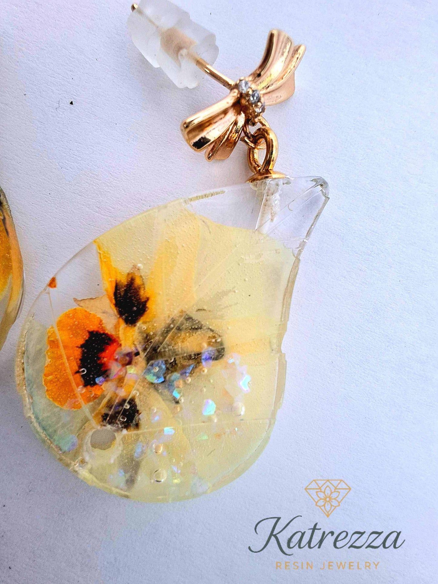 Handmade Yellow Floral Resin Earrings with Gold Bow Studs – Katrezza