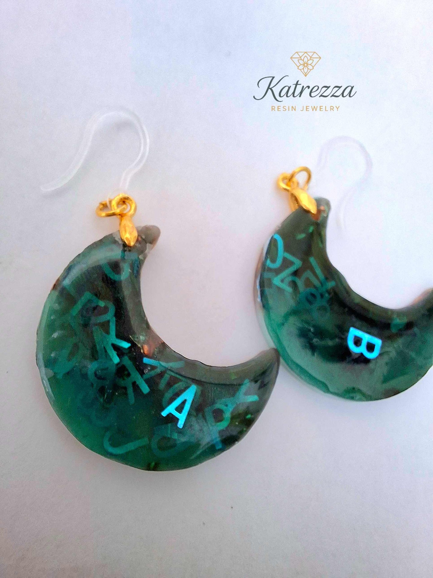 Crescent Moon Resin Earrings – Double Sided, 6 cm, Hypoallergenic