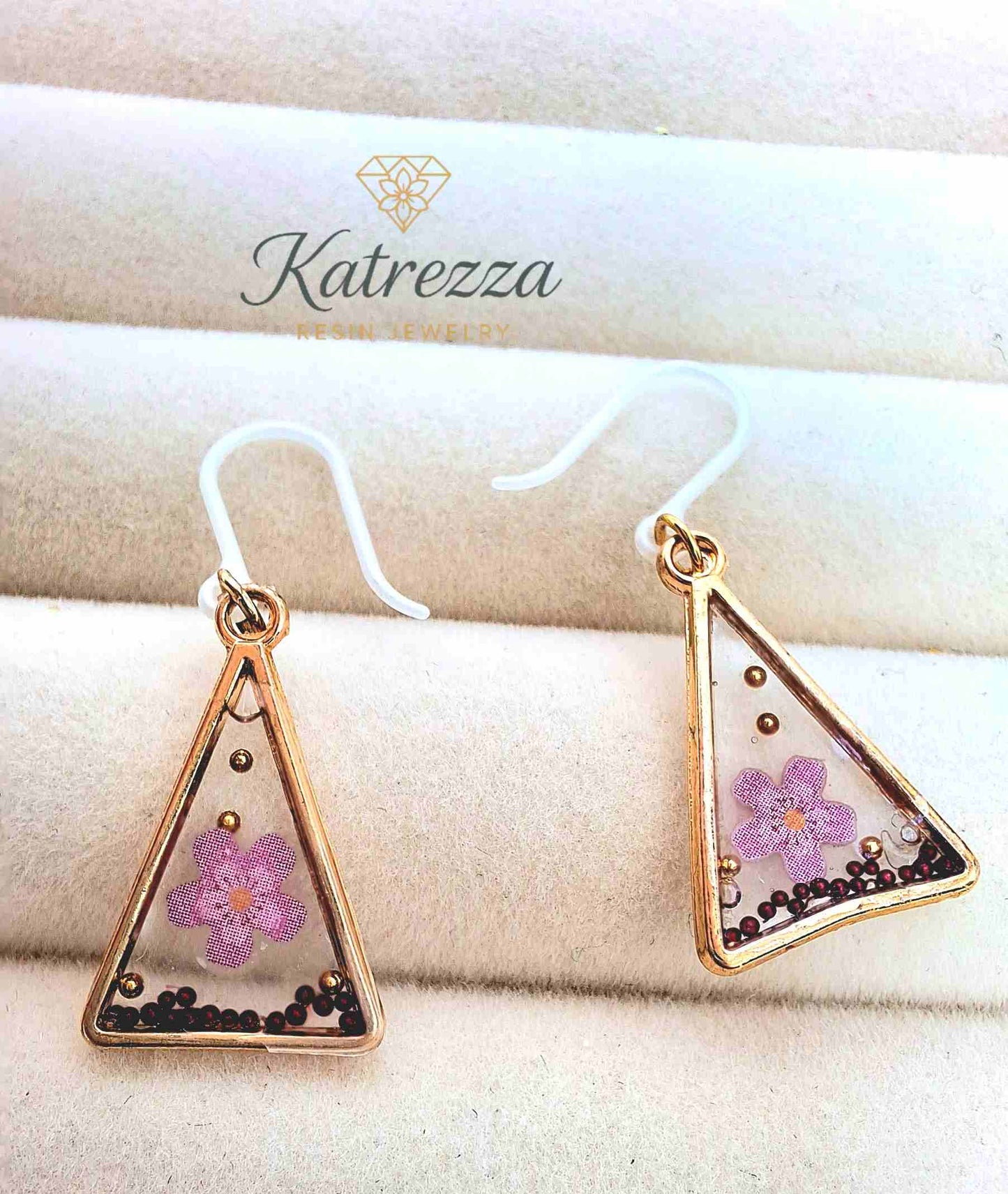 Lightweight triangle earrings with resin pink flowers – girls hypoallergenic jewelry
