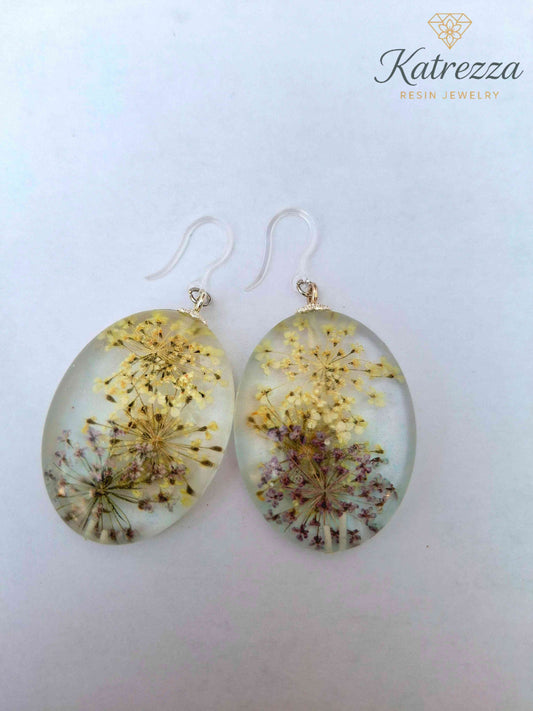 🌸 Real Flower Resin Oval Earrings – 6 cm Handmade Statement Jewelry