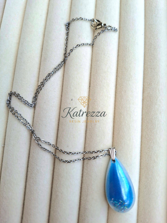 Ocean drop resin necklace by Katrezza