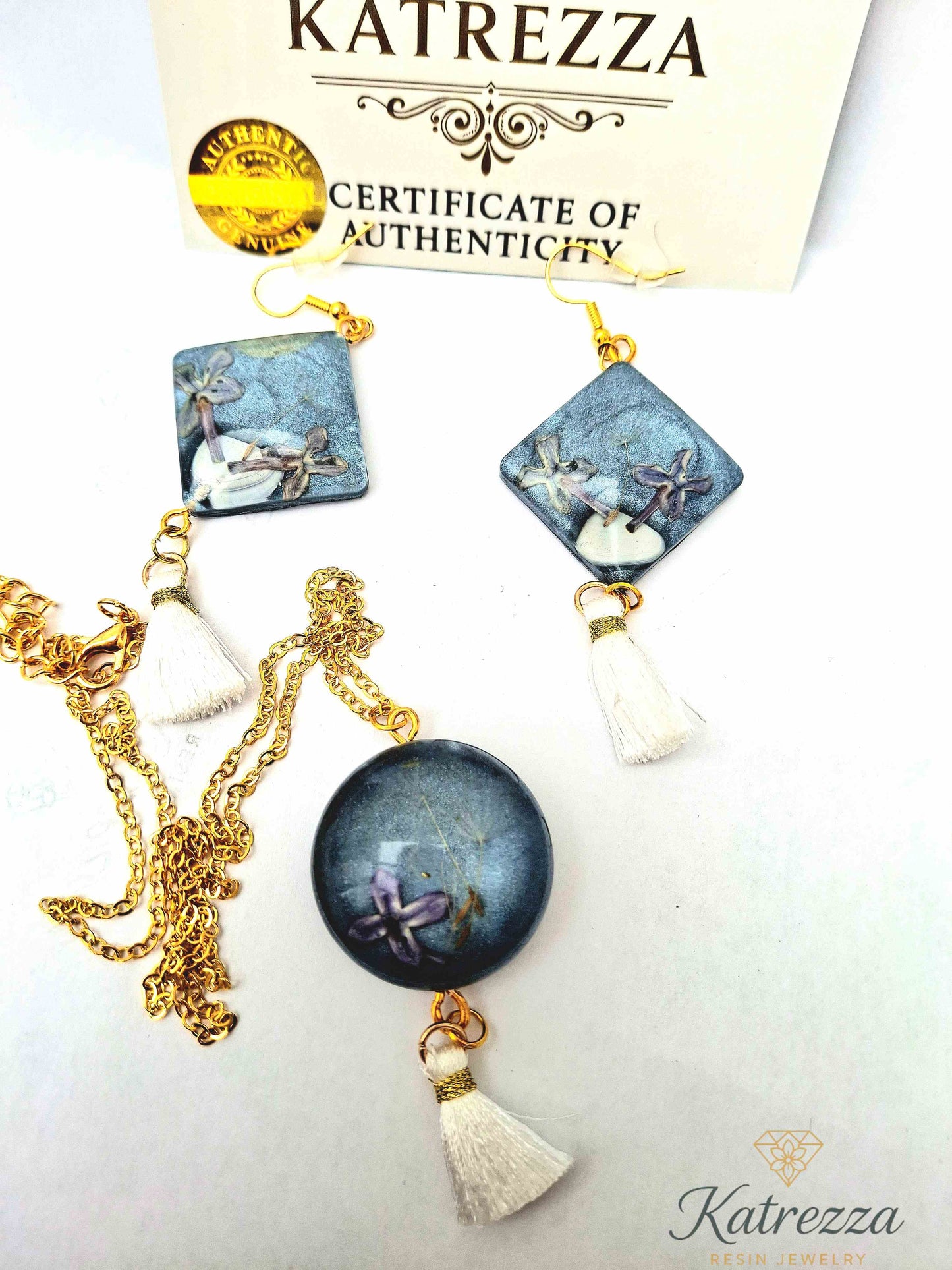 Handmade Resin Jewelry Set – Real Flower & Dandelion Earrings with Shell + Blue Pendant Necklace | Katrezza